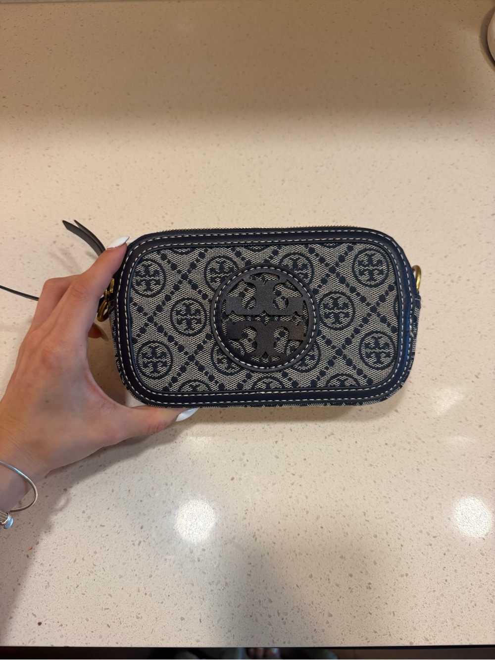 Tory Burch Navy and Cream Logo Jacquard Wristlet - Picture 1 of 2